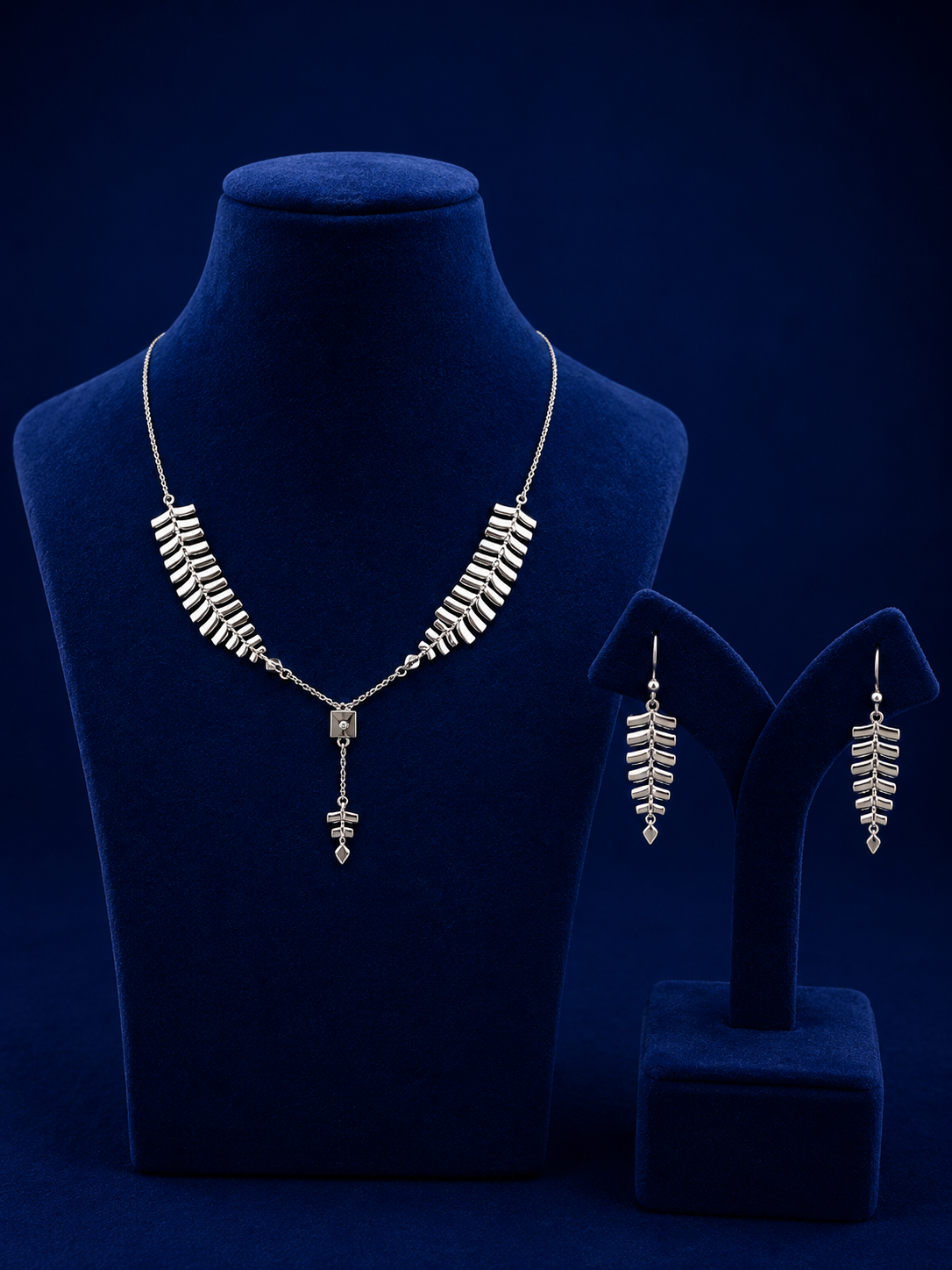 Silver Horizon Layered Necklace & Earrings Set