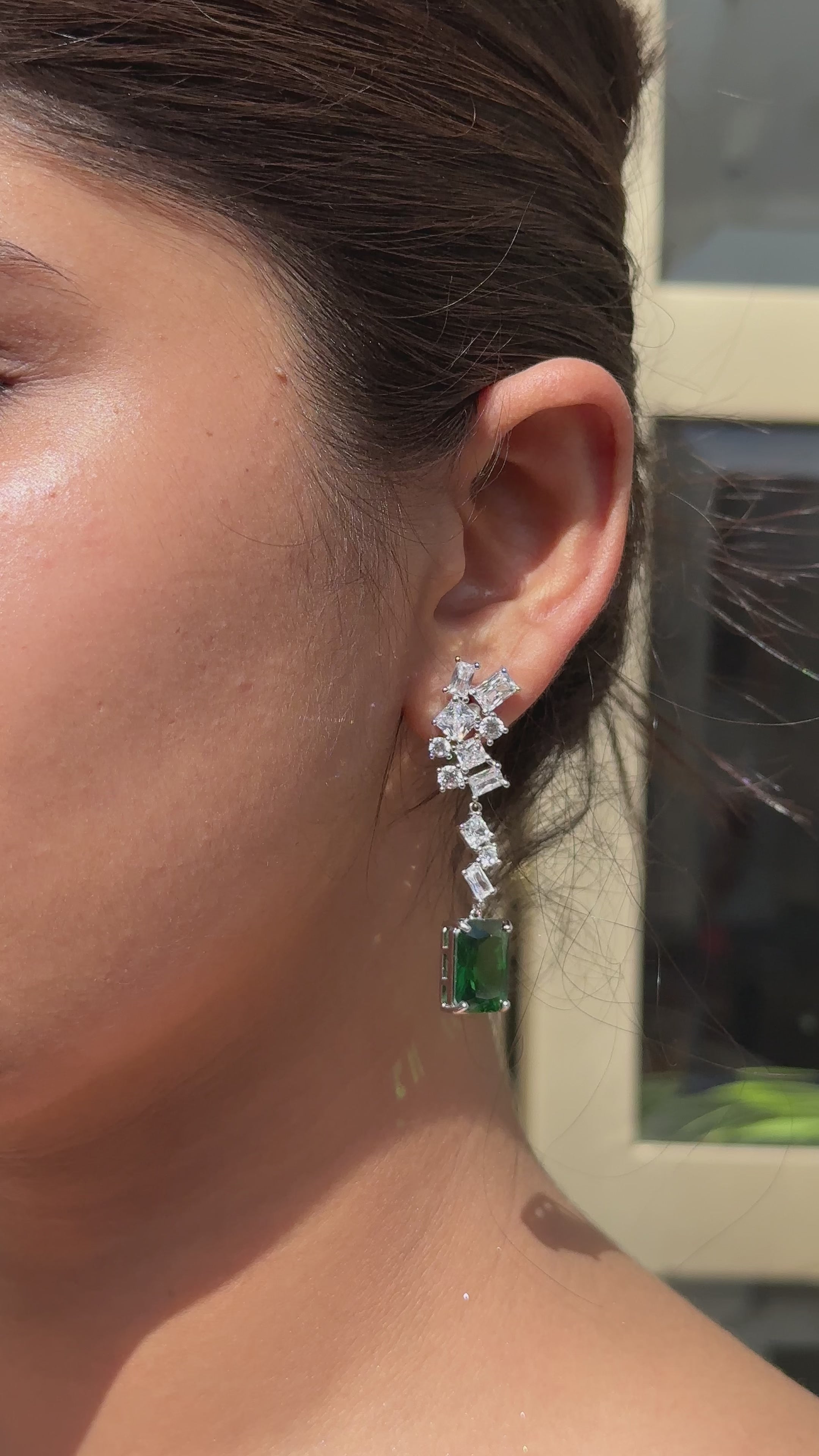 92.5Silver Emerald Crystal Drop Earrings