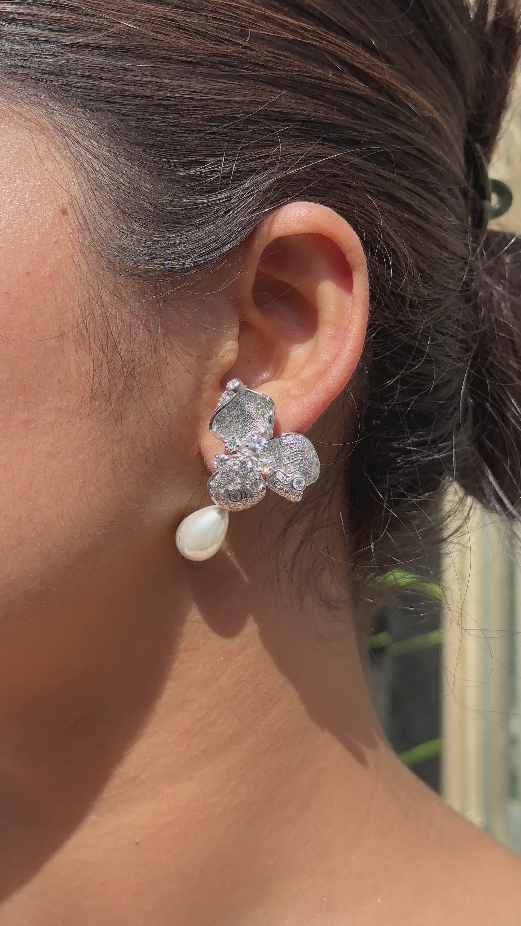 92.5 sliver Celeste Pearl Bloom Earrings